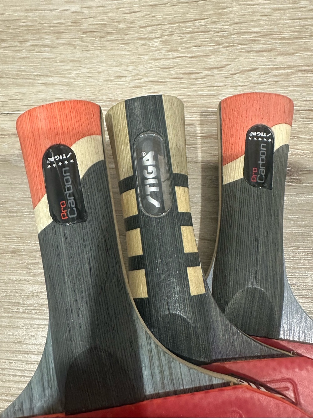 2 Pro Carbon Men’s Table Tennis Paddle - Black & Red. No box